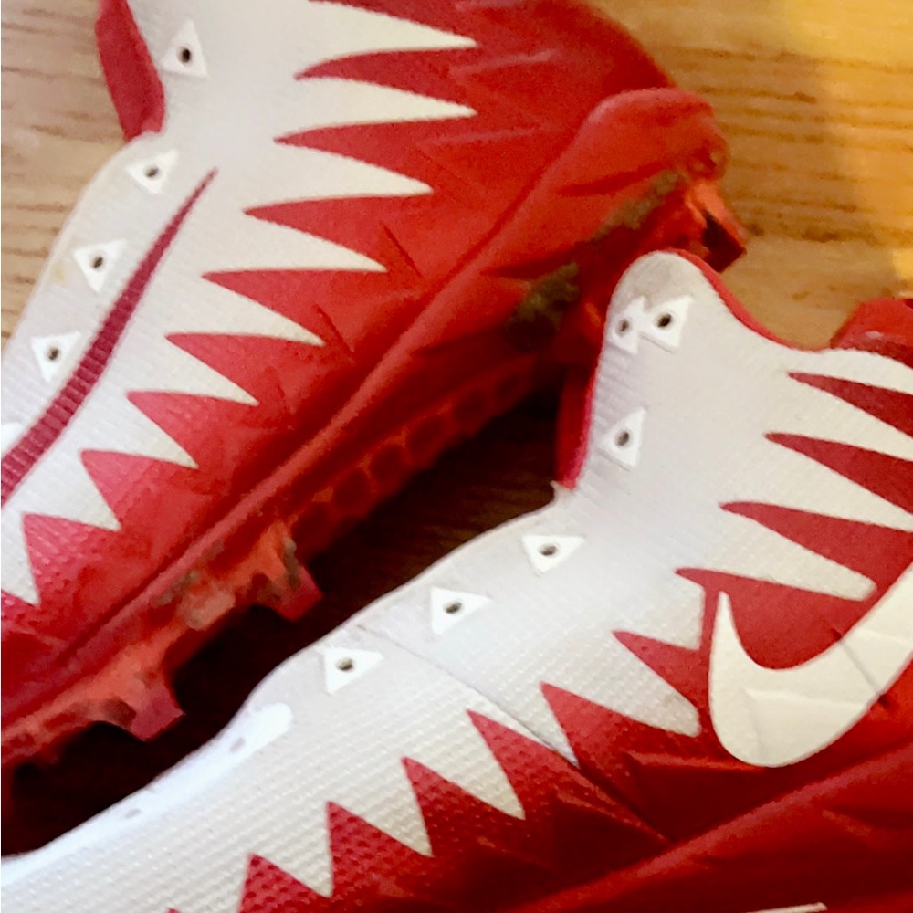 Mens Nike Cleats Size 12